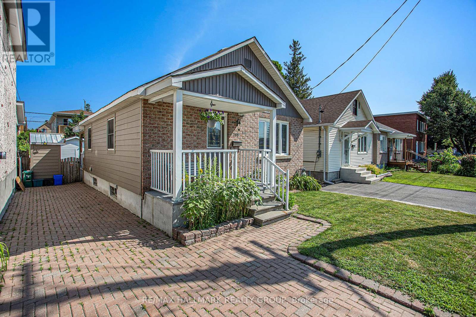Property at 299 MONTFORT STREET image 2