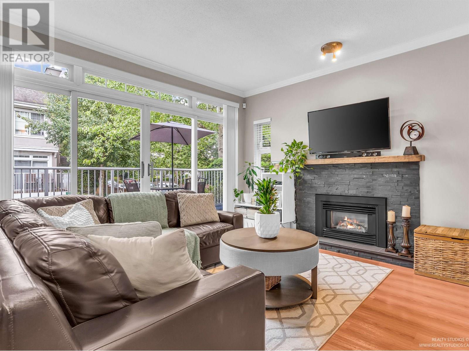 Property at 95 2422 HAWTHORNE AVENUE image 1
