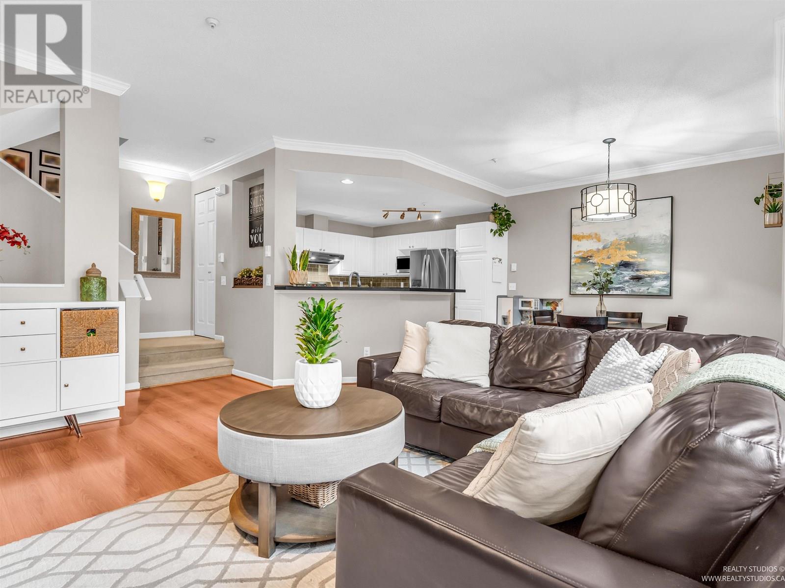 Property at 95 2422 HAWTHORNE AVENUE image 4