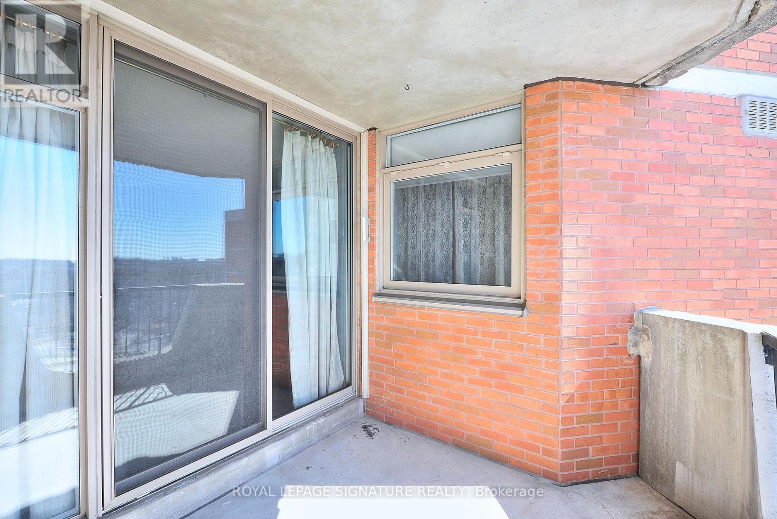 1208 - 7811 Yonge Street, Markham, Ontario  L3T 4S3 - Photo 29 - N12212327