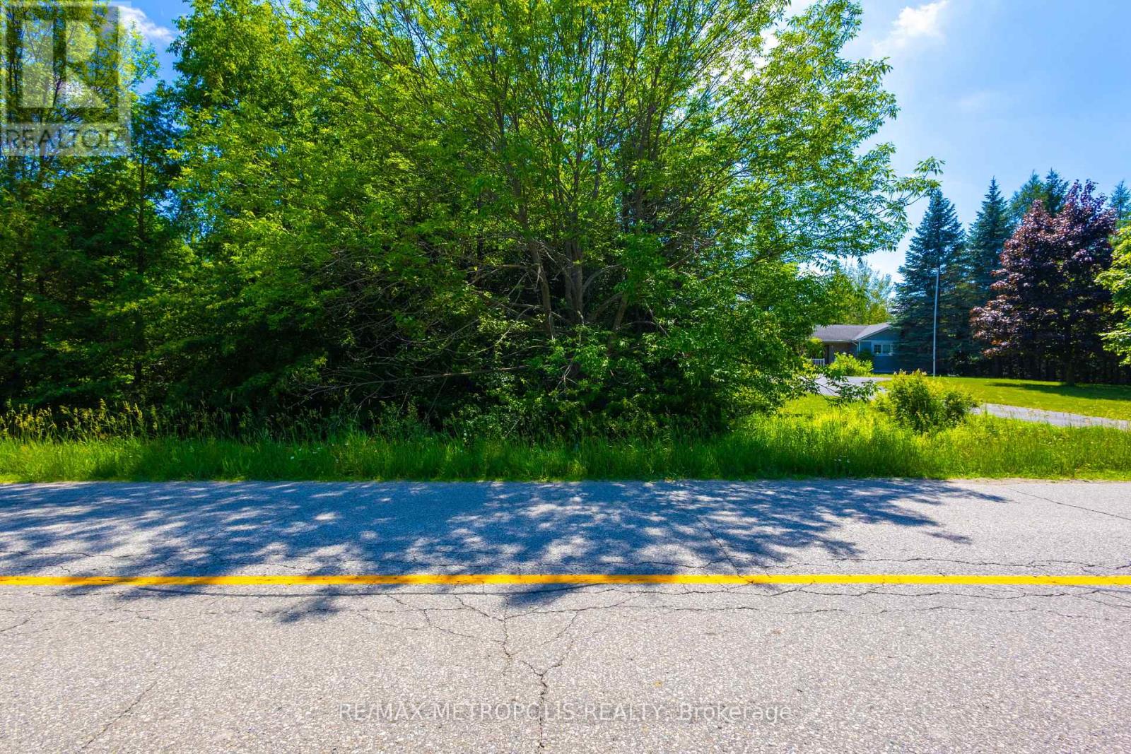 8232 Concession Road 12, Mapleton, Ontario  N0G 2K0 - Photo 6 - X12257398