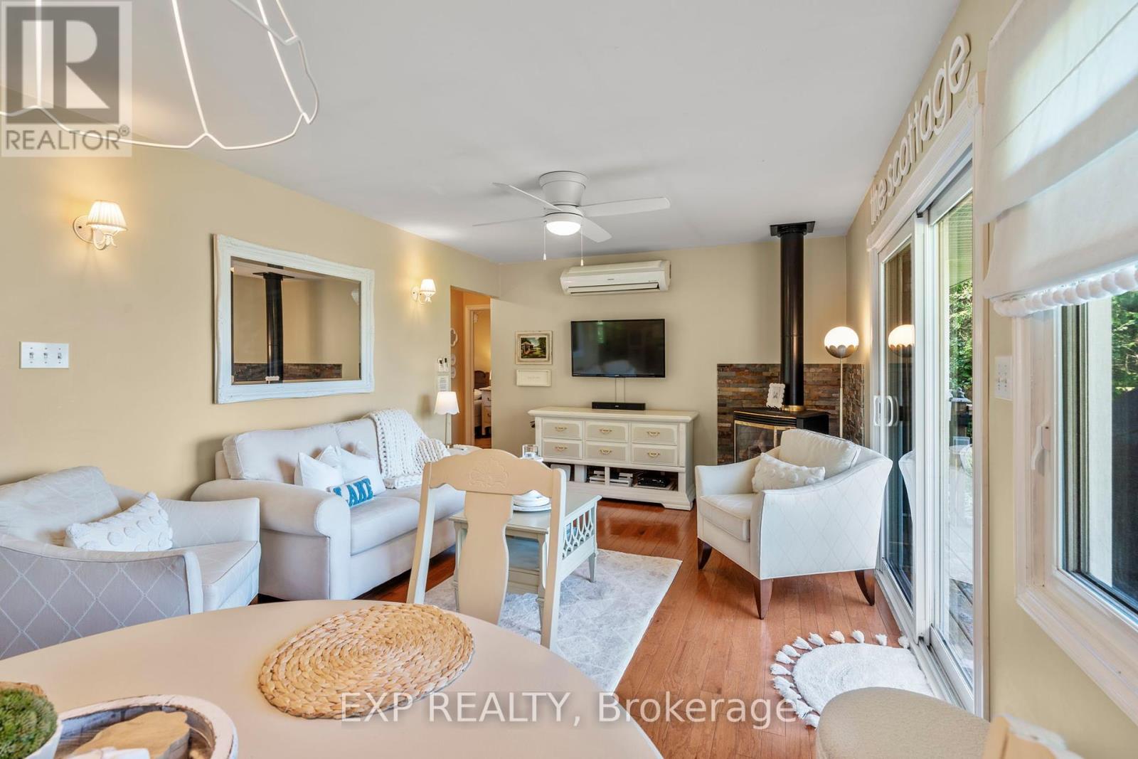 Property at 46 BAYVIEW ESTATE ROAD image 5