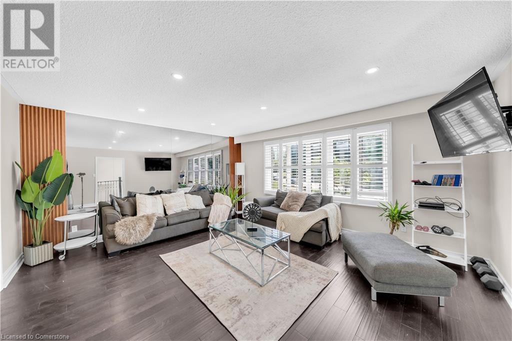Property at 5 ORSI Road image 5