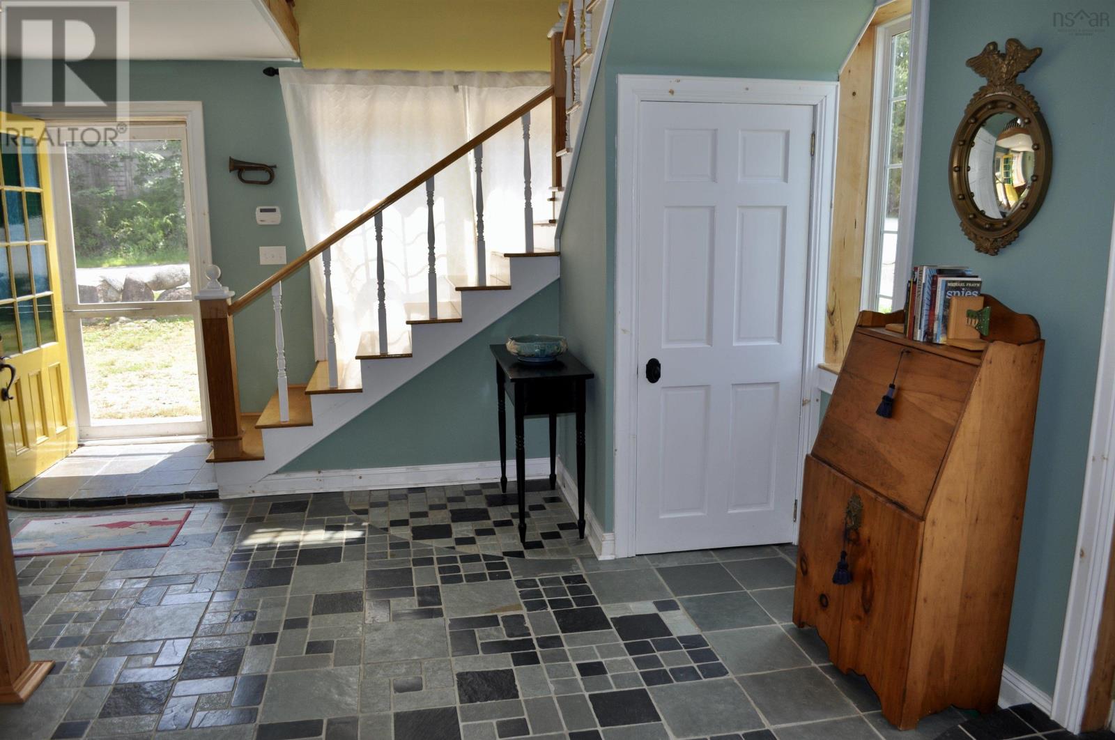 158 Prince Street, Chester, Nova Scotia  B0J 1J0 - Photo 5 - 202516353