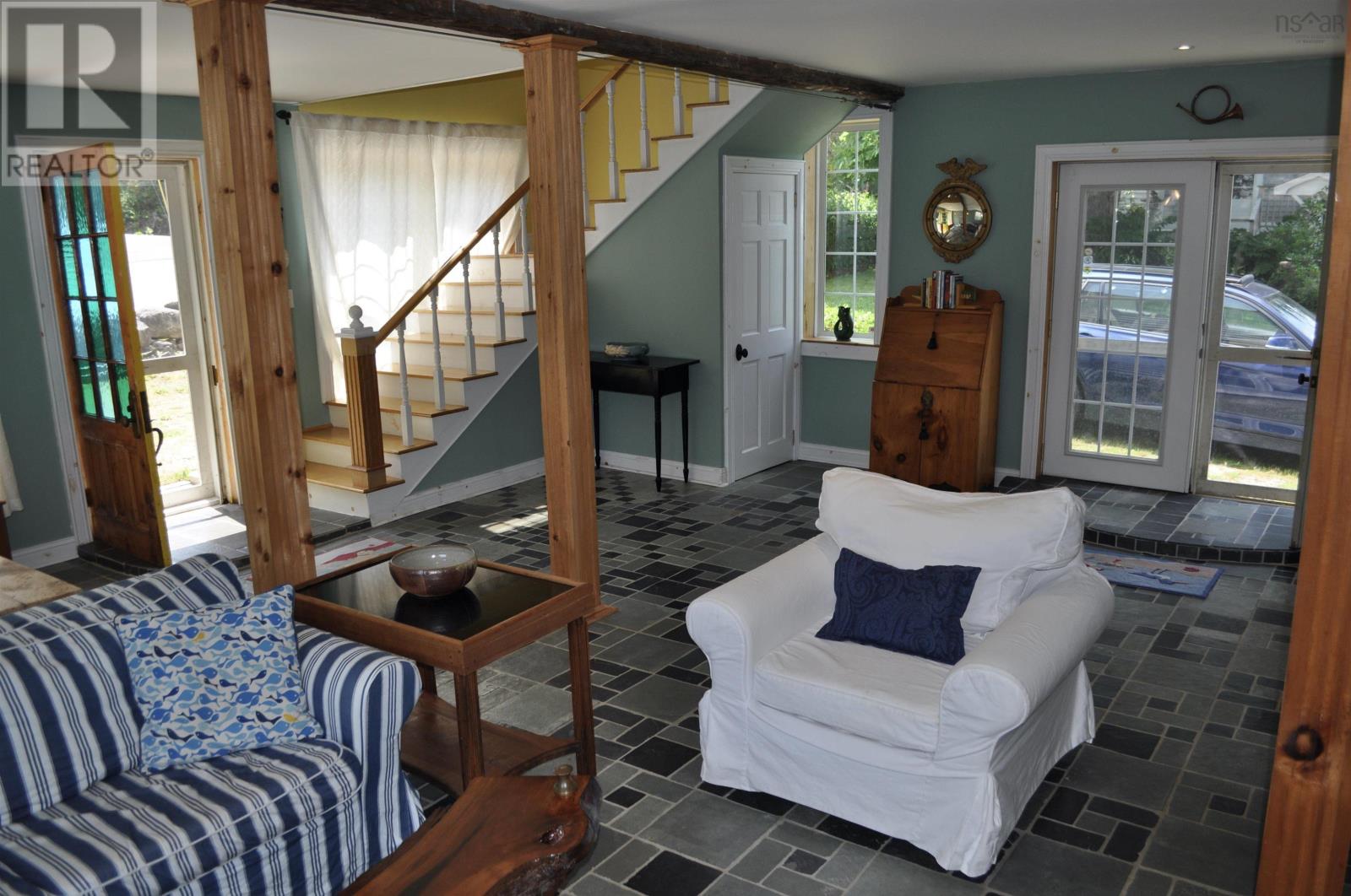 158 Prince Street, Chester, Nova Scotia  B0J 1J0 - Photo 4 - 202516353