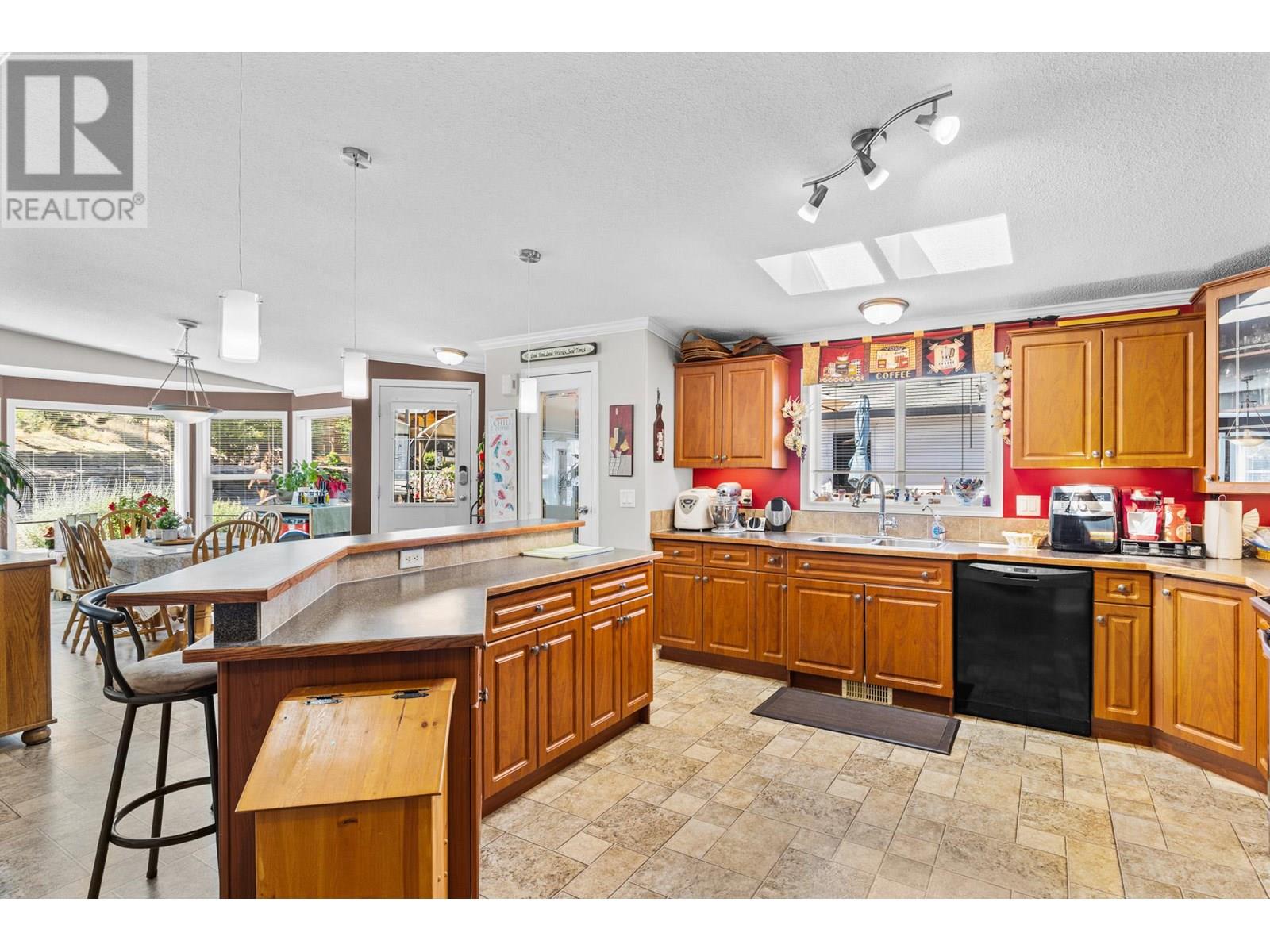 610 Katherine Road Unit# 67, West Kelowna, British Columbia  V1Z 3G2 - Photo 6 - 10354465