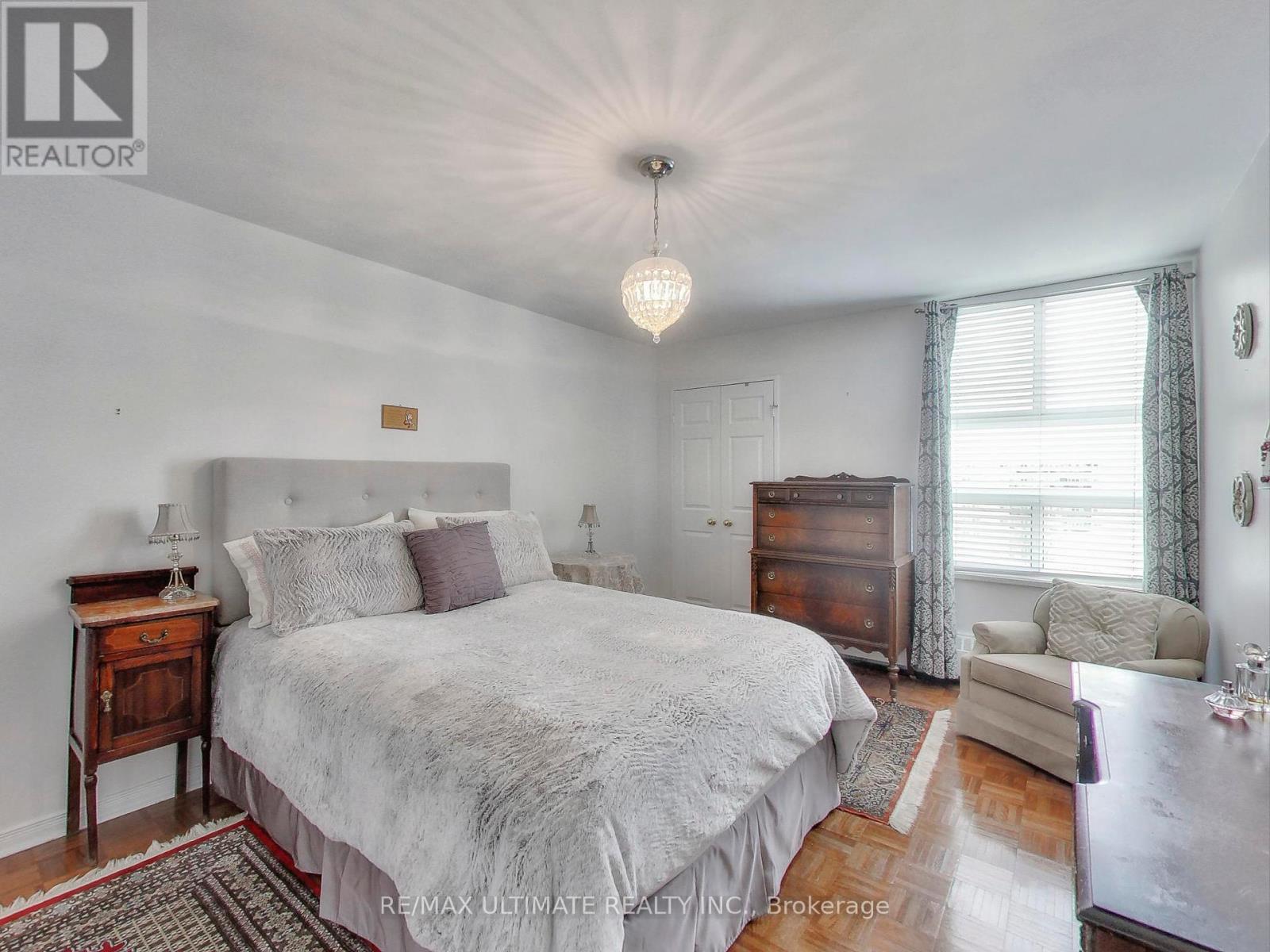 2217 - 360 Ridelle Avenue, Toronto, Ontario  M6B 1K1 - Photo 17 - W12256061