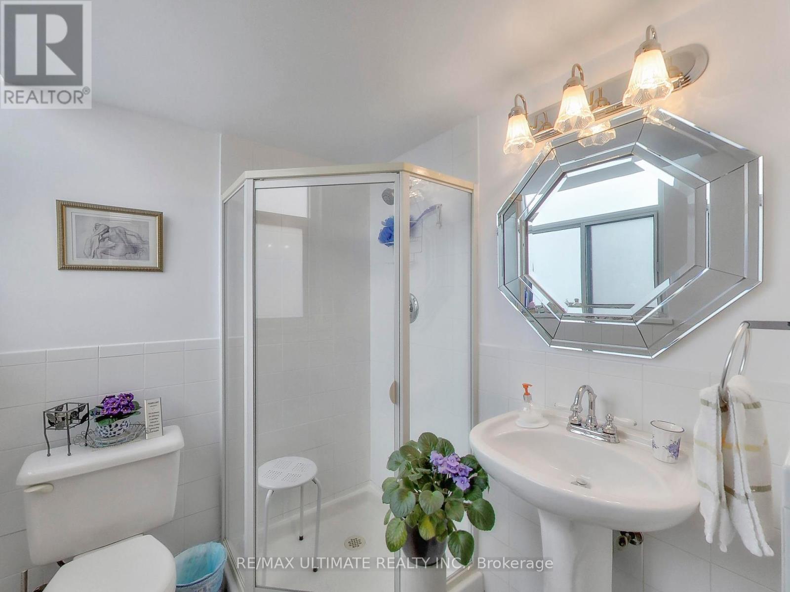 2217 - 360 Ridelle Avenue, Toronto, Ontario  M6B 1K1 - Photo 20 - W12256061