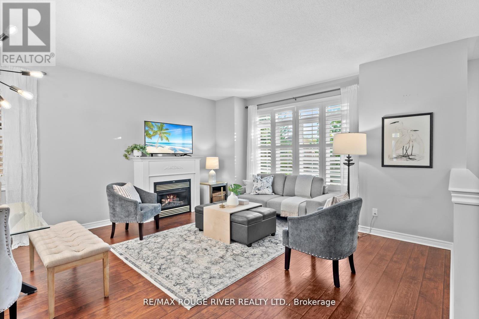 Property at 11 MAPLE EDGE LANE image 5