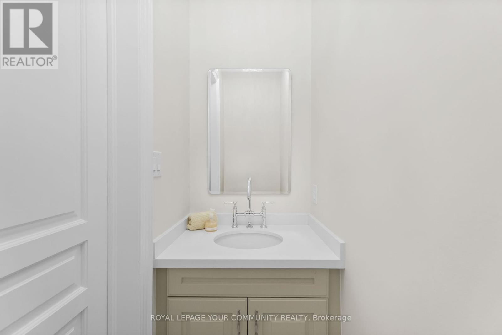 Property at 40 CRIMSON FOREST DRIVE image 4