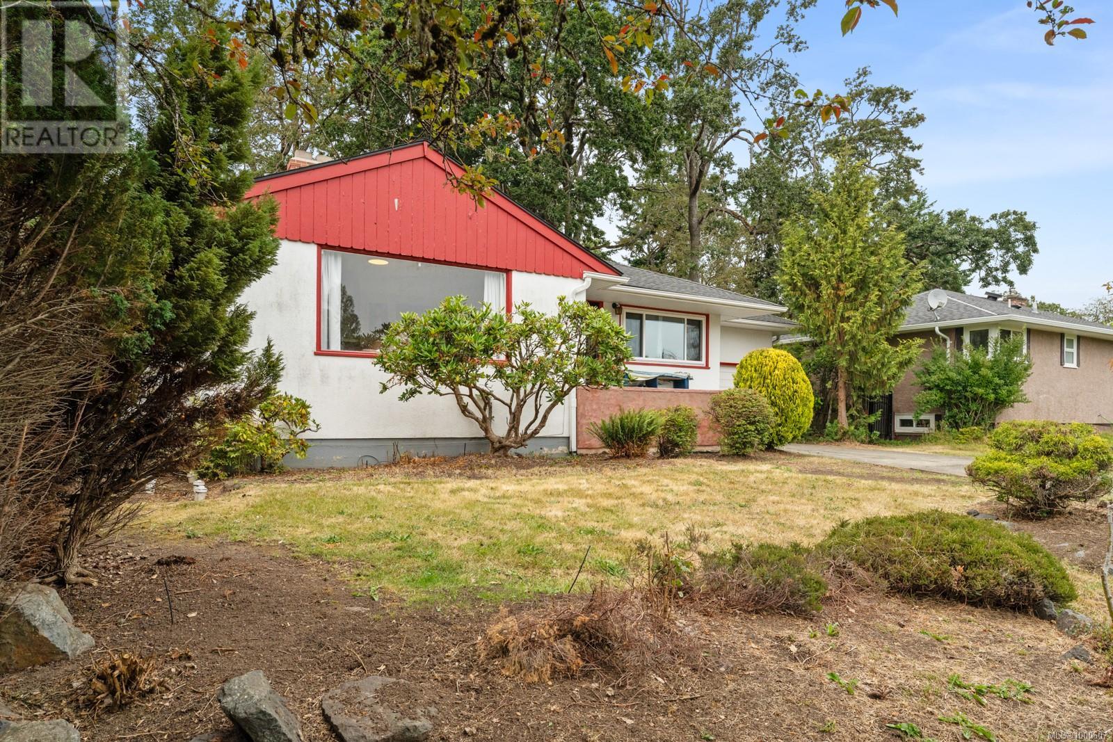 Property at 3352 Henderson Rd image 1