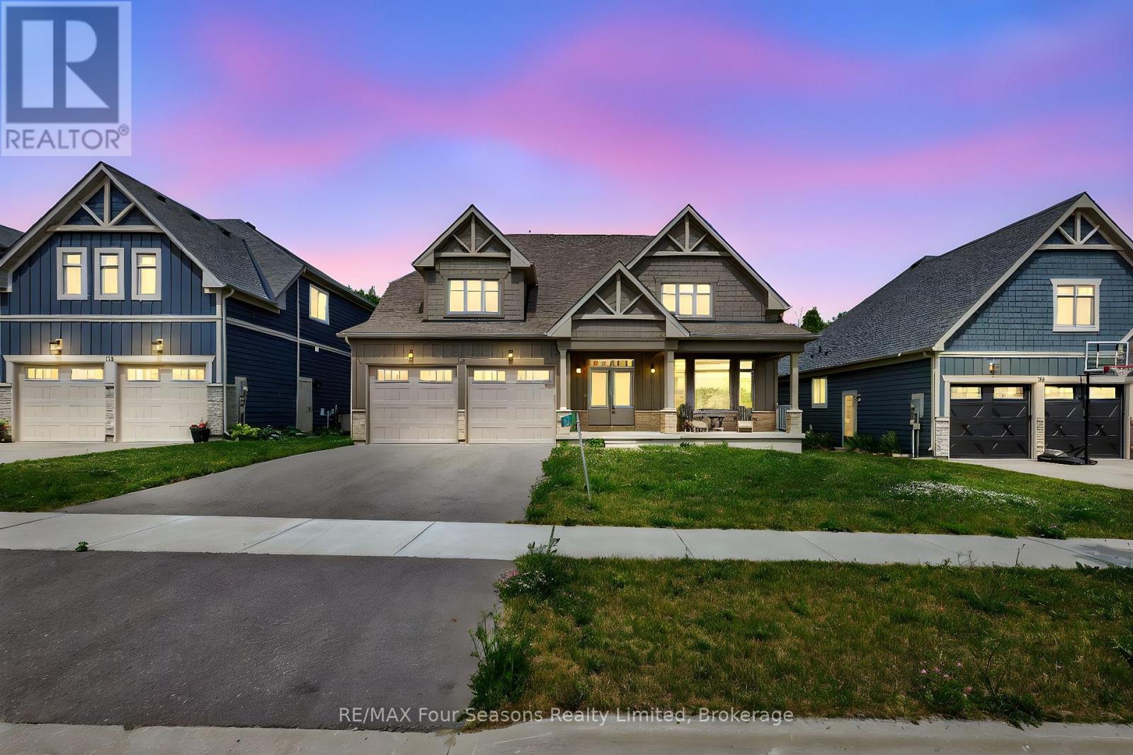 Property at 116 SPRINGSIDE CRESCENT image 1