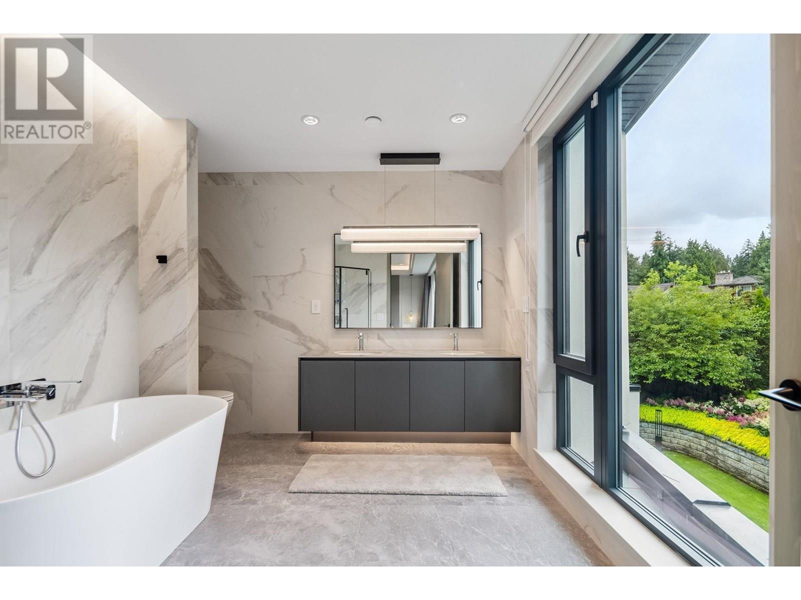 6363 Buckingham Drive, Burnaby, British Columbia  V5E 4B5 - Photo 16 - R3012988