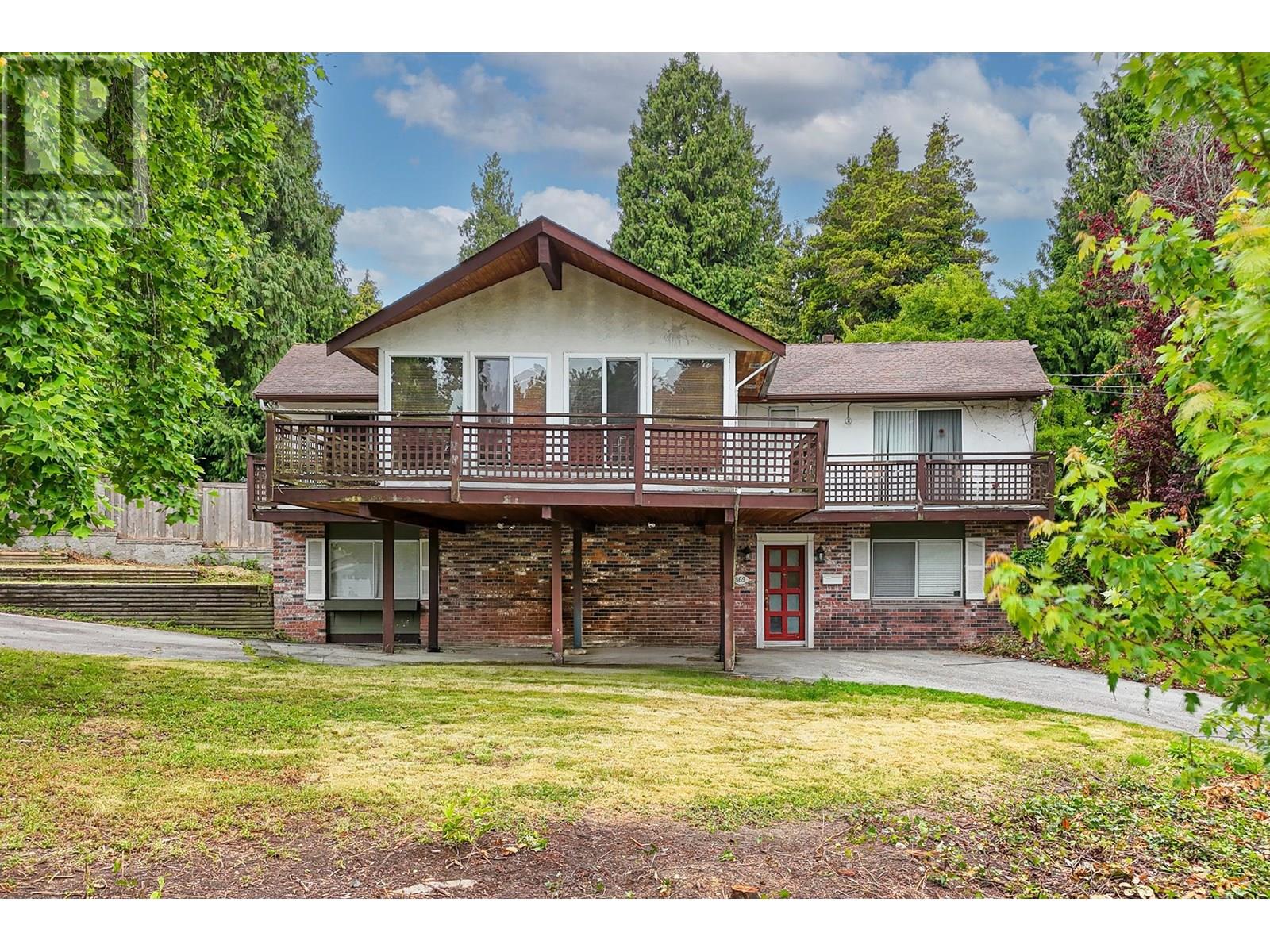 Property at 869 GALE DRIVE image 4