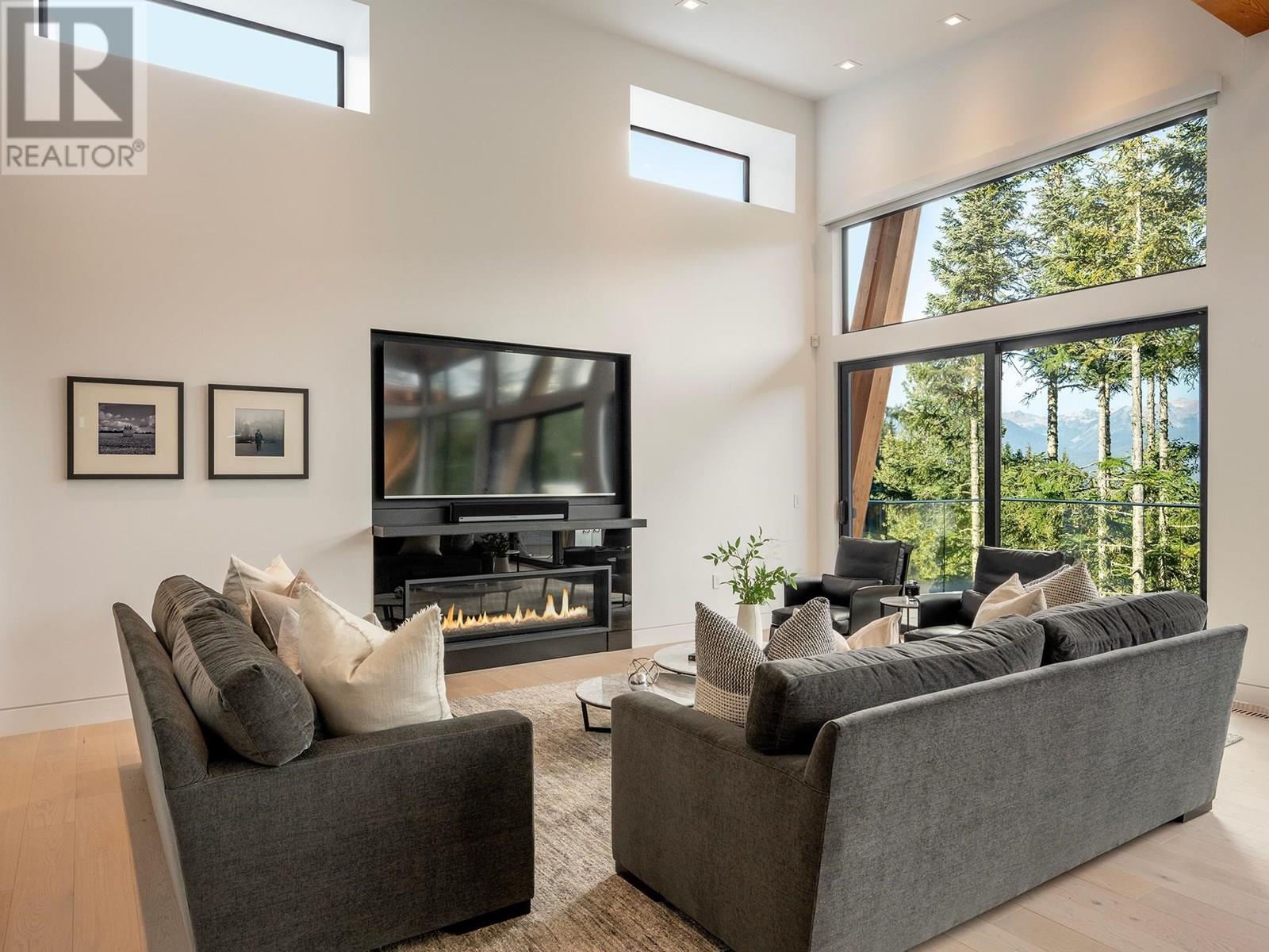 2909 Kadenwood Drive, Whistler, British Columbia  V8E 0L6 - Photo 6 - R3021079