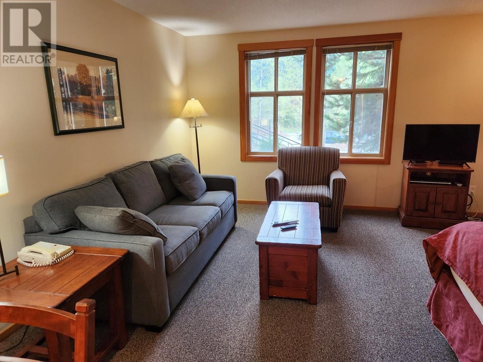 2060 Summit Drive Unit# 106, Panorama, British Columbia V0A 1T0 - Photo 3 - 10353773