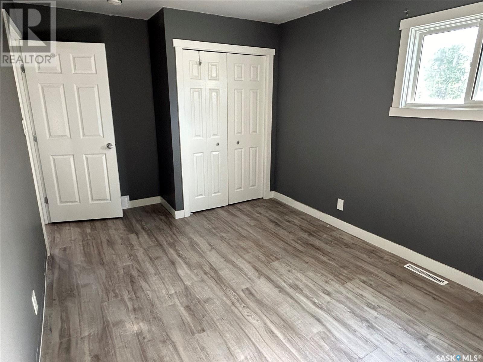 3 Coteau Avenue, Halbrite, Saskatchewan  S0C 1H0 - Photo 18 - SK011330