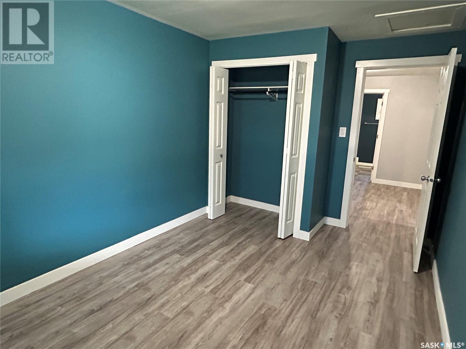 3 Coteau Avenue, Halbrite, Saskatchewan  S0C 1H0 - Photo 20 - SK011330