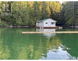 55 USELESS Inlet, Port Alberni, British Columbia