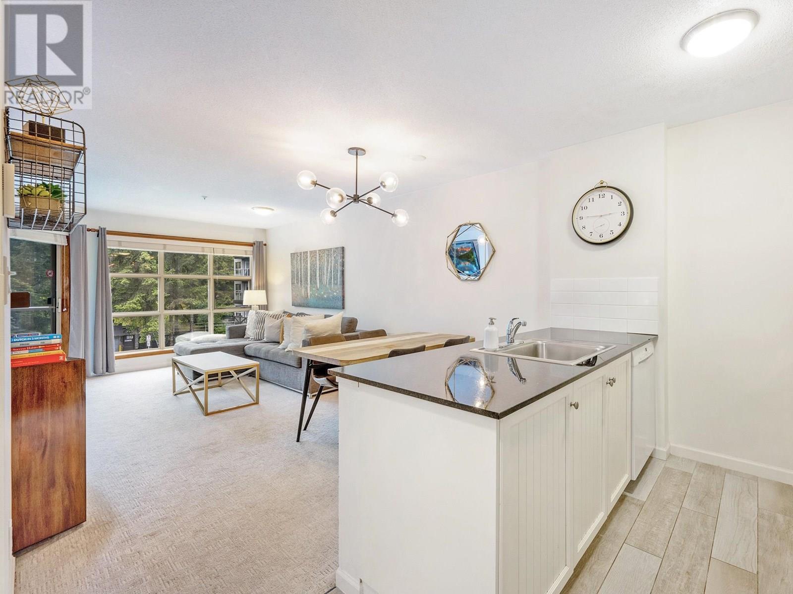 336 4800 Spearhead Drive, Whistler, British Columbia  V8E 1G1 - Photo 7 - R3021554