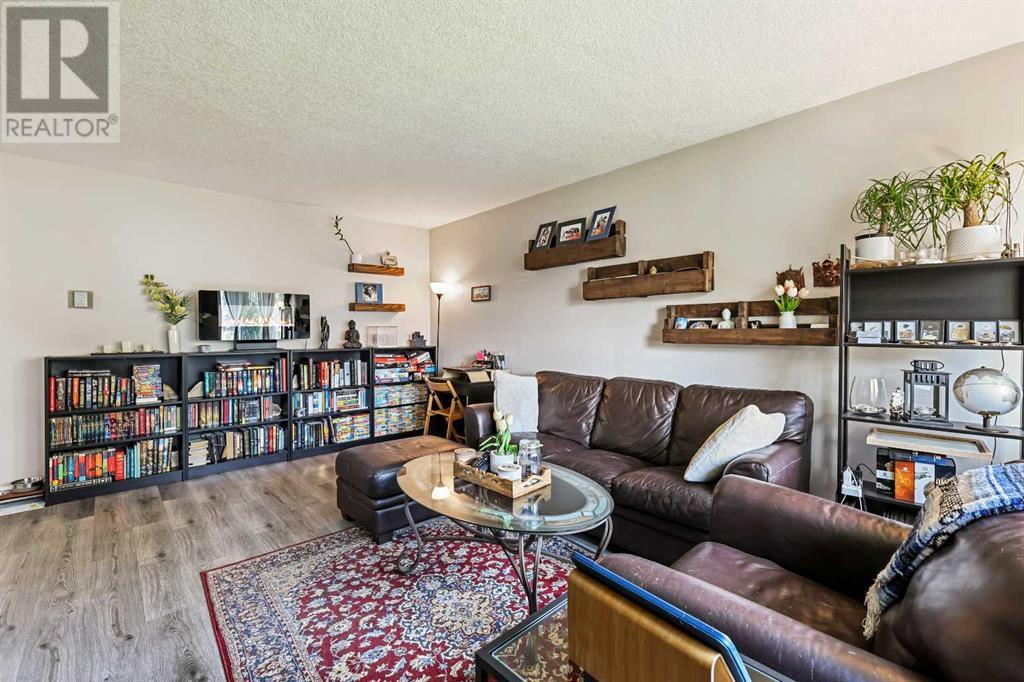 Property at 226, 8239 Elbow Drive SW image 5