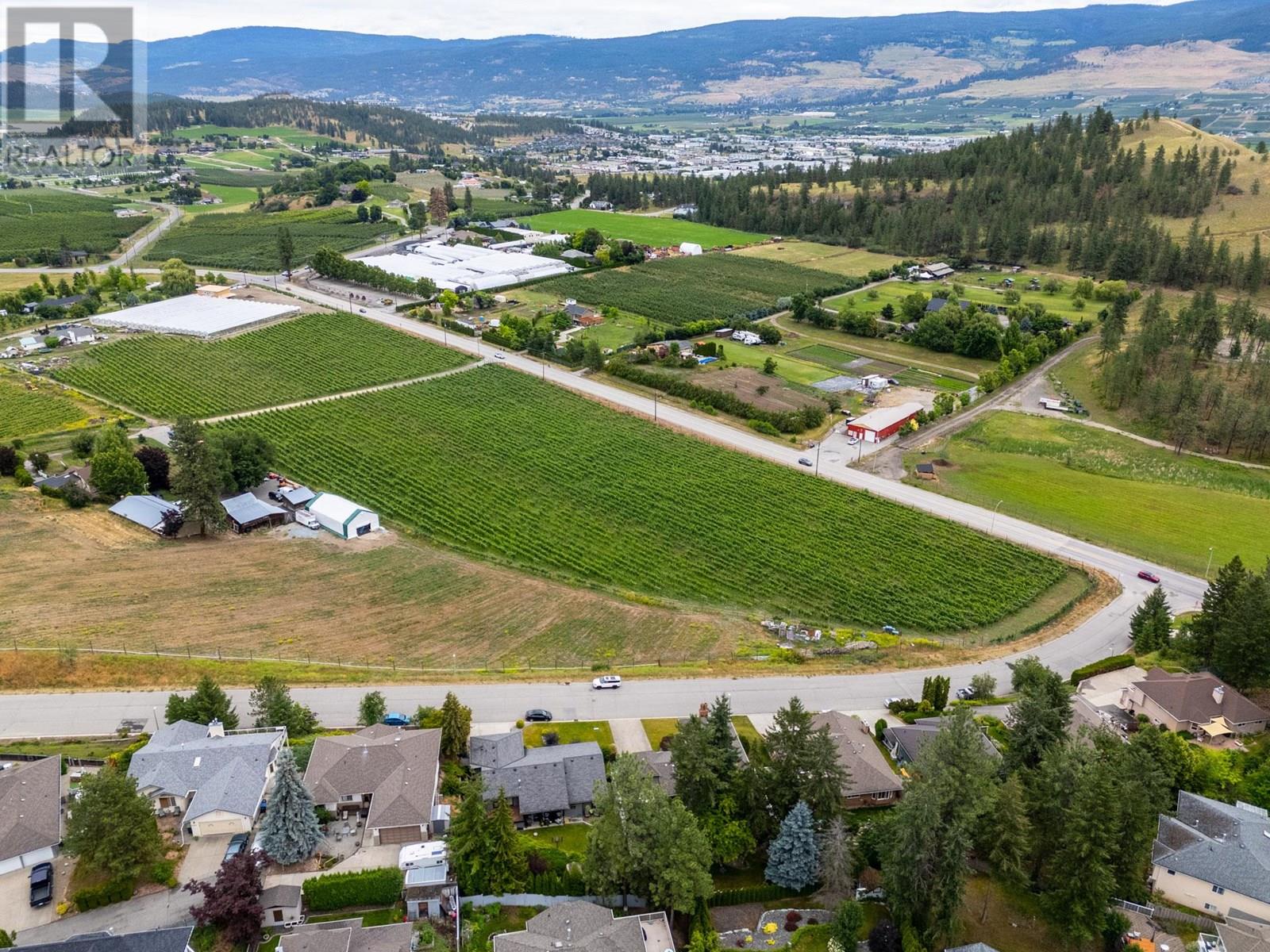 2431 Silver Place Lot# 66, Kelowna, British Columbia  V1V 1M9 - Photo 62 - 10354300