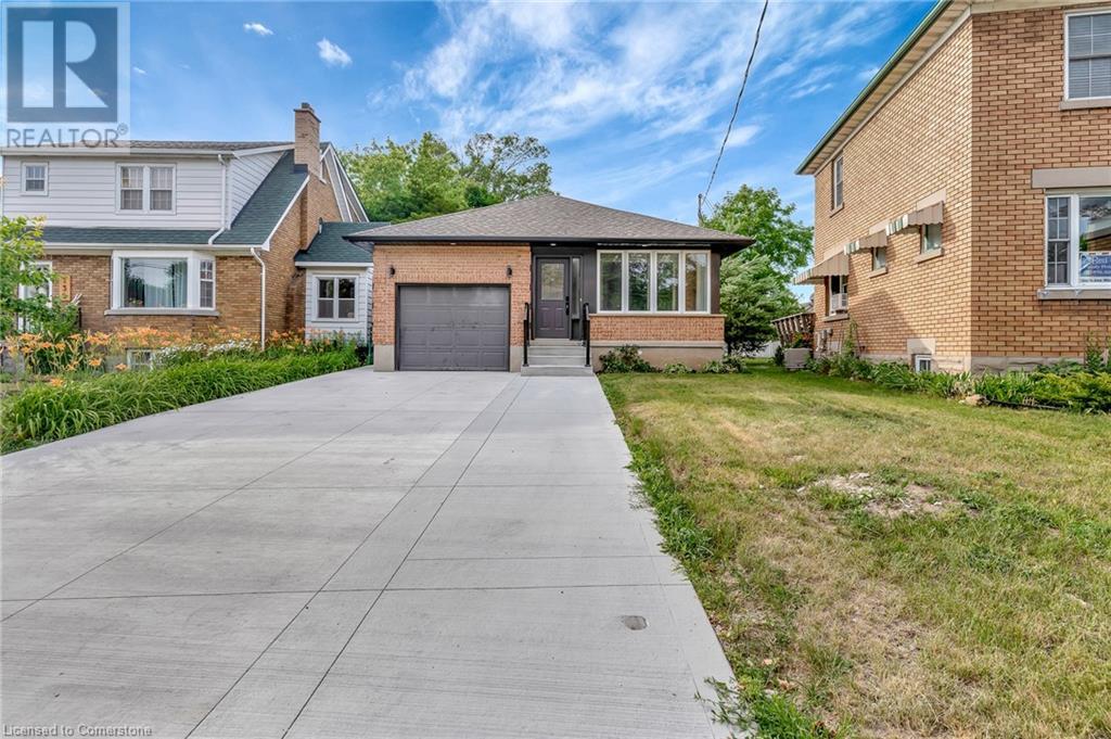 Property at 126 HIGHLAND Road W image 3
