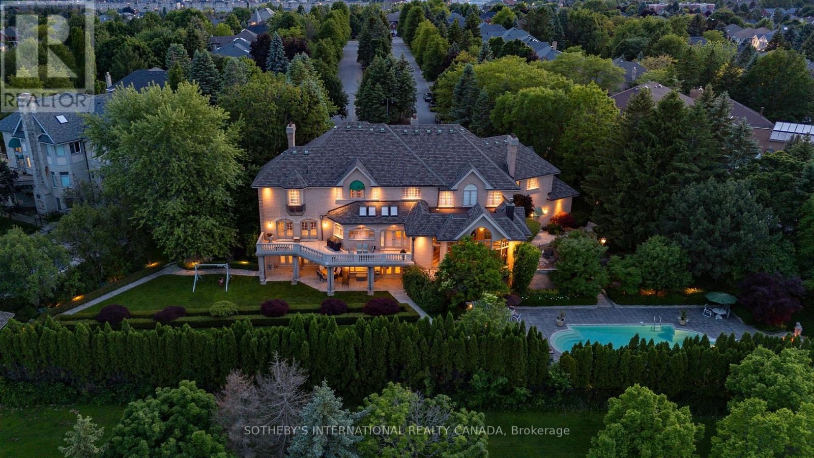 Property at 48 OLD PARK LANE image 2
