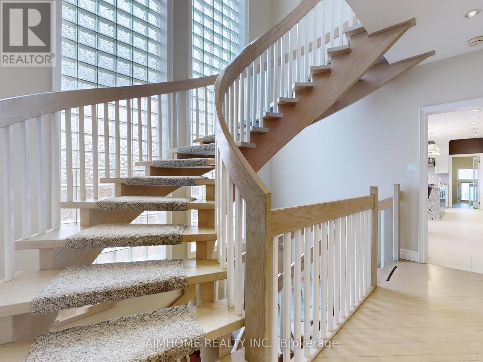 Property at 145 RENAISSANCE COURT image 4