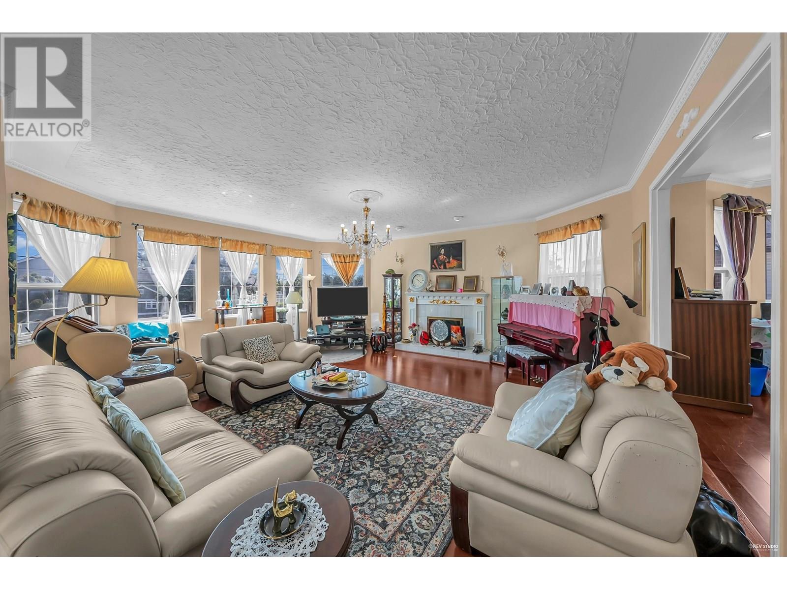 Property at 8071 NO. 4 ROAD image 2
