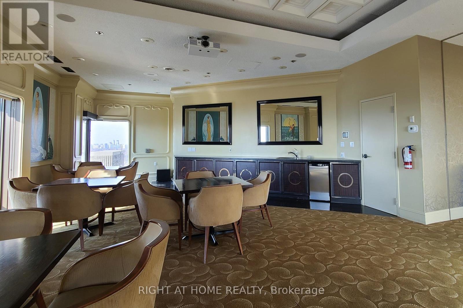 507 - 2045 Lake Shore Boulevard W, Toronto, Ontario  M8V 2Z6 - Photo 12 - W12257690