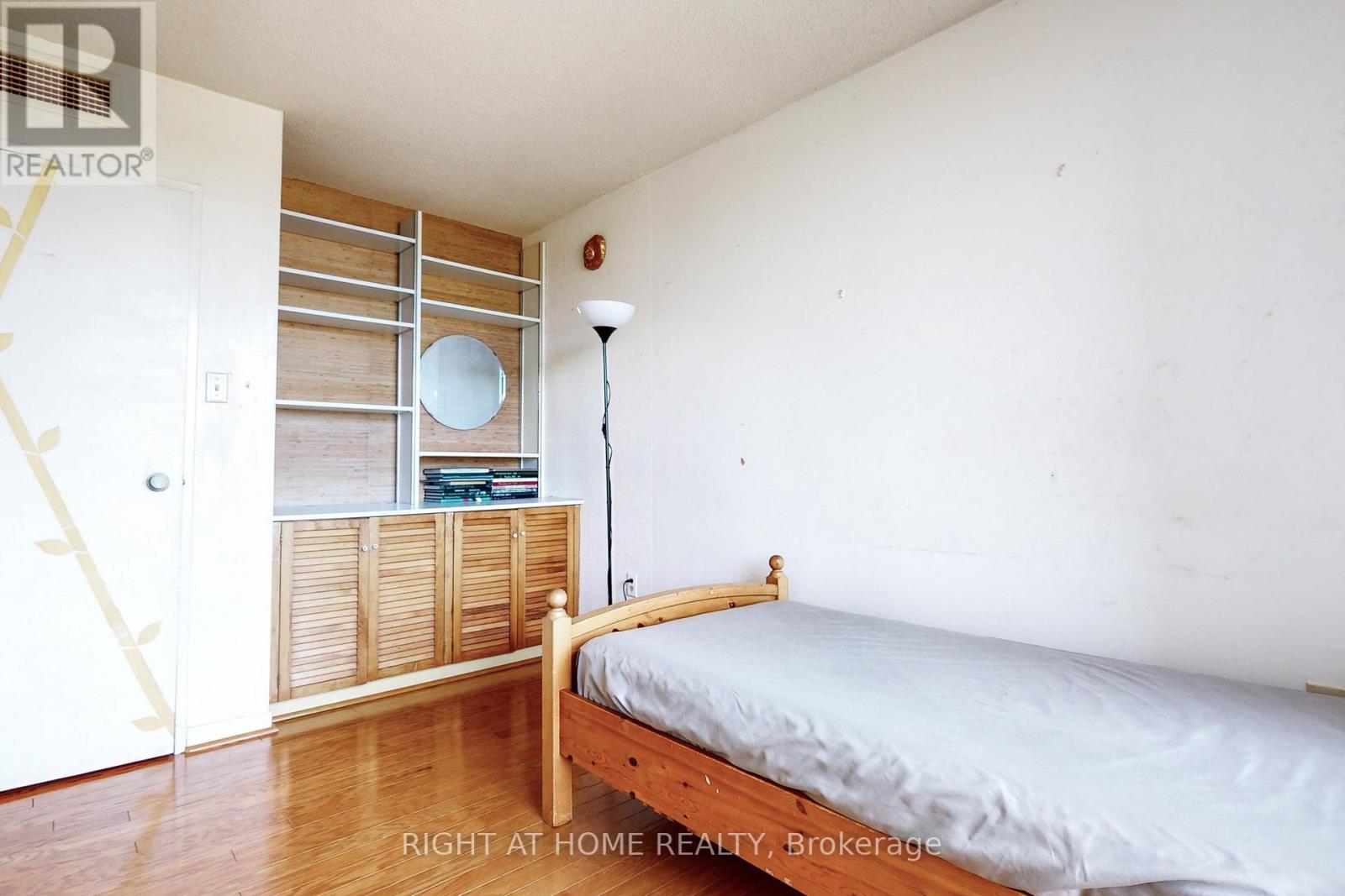 507 - 2045 Lake Shore Boulevard W, Toronto, Ontario  M8V 2Z6 - Photo 19 - W12257690