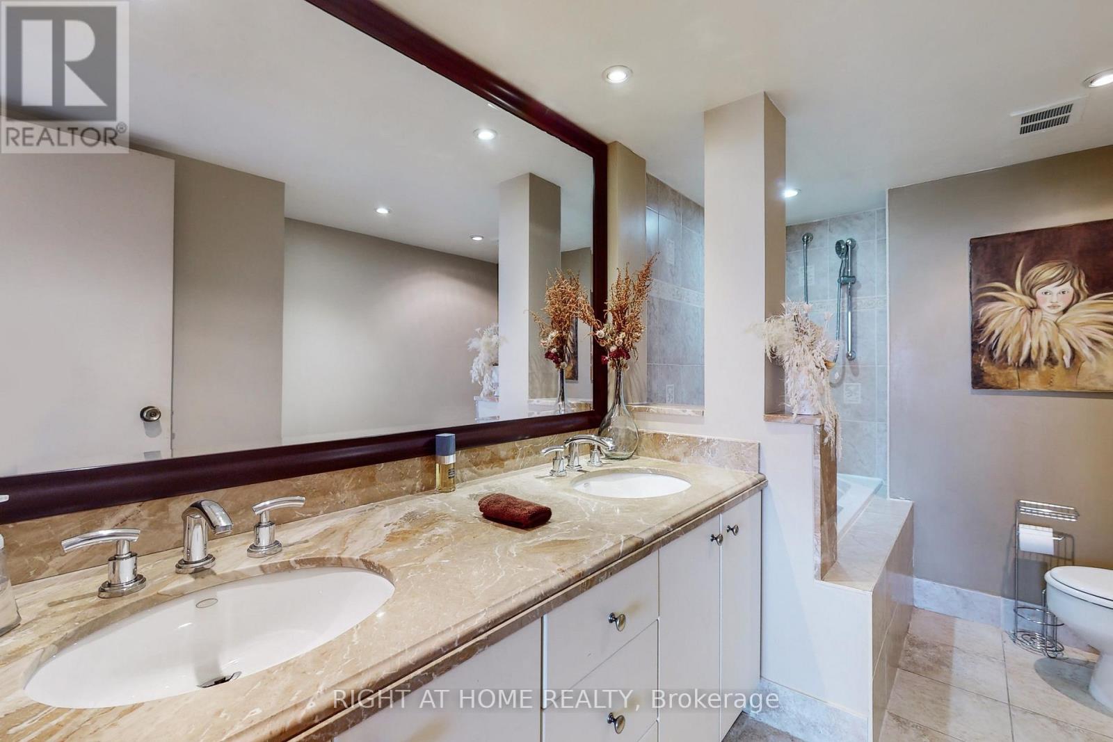 507 - 2045 Lake Shore Boulevard W, Toronto, Ontario  M8V 2Z6 - Photo 23 - W12257690