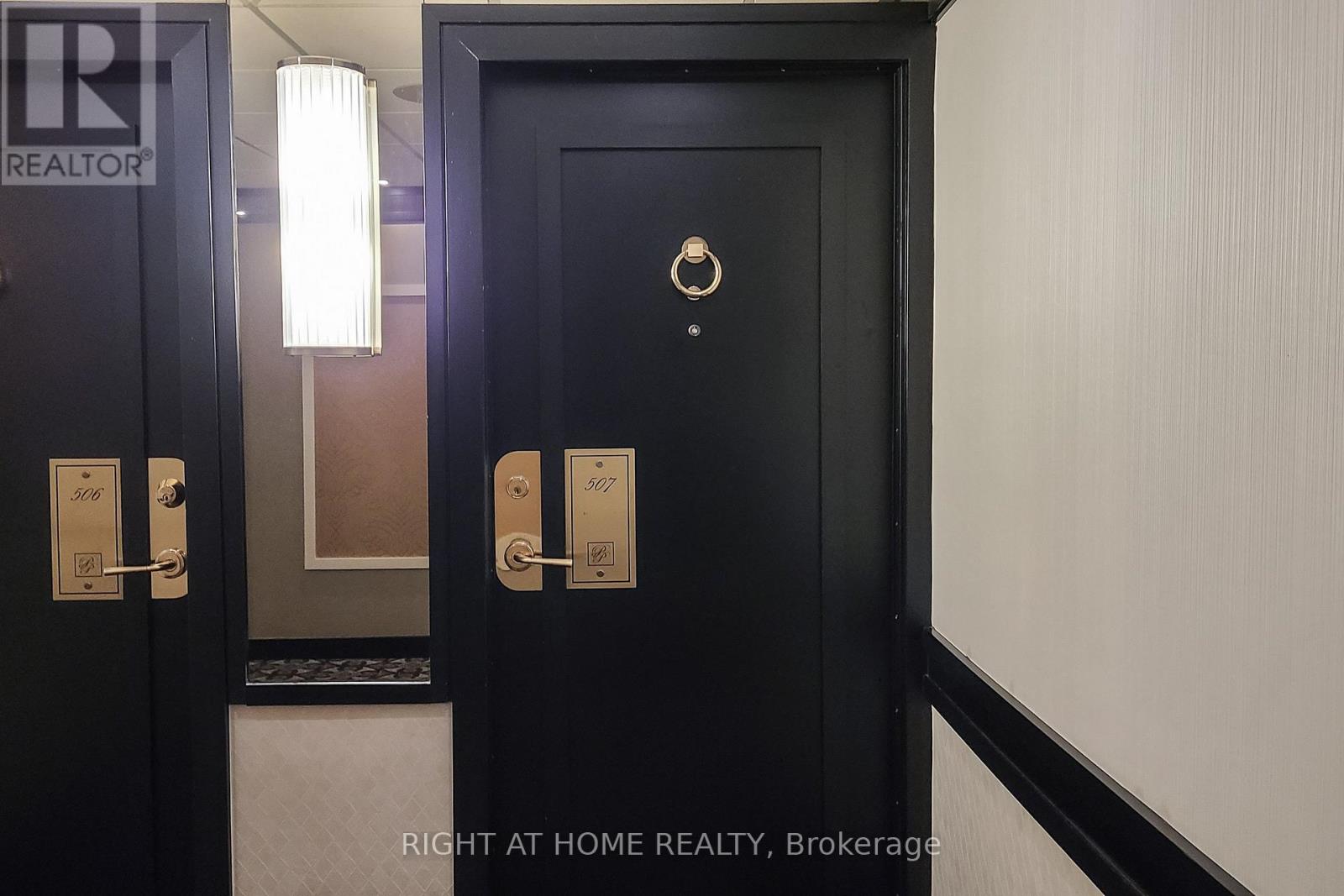 507 - 2045 Lake Shore Boulevard W, Toronto, Ontario  M8V 2Z6 - Photo 3 - W12257690