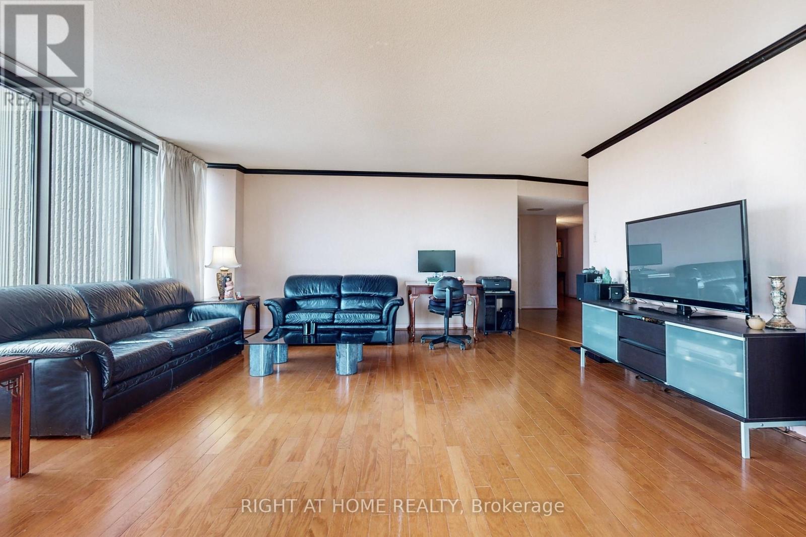 507 - 2045 Lake Shore Boulevard W, Toronto, Ontario  M8V 2Z6 - Photo 33 - W12257690