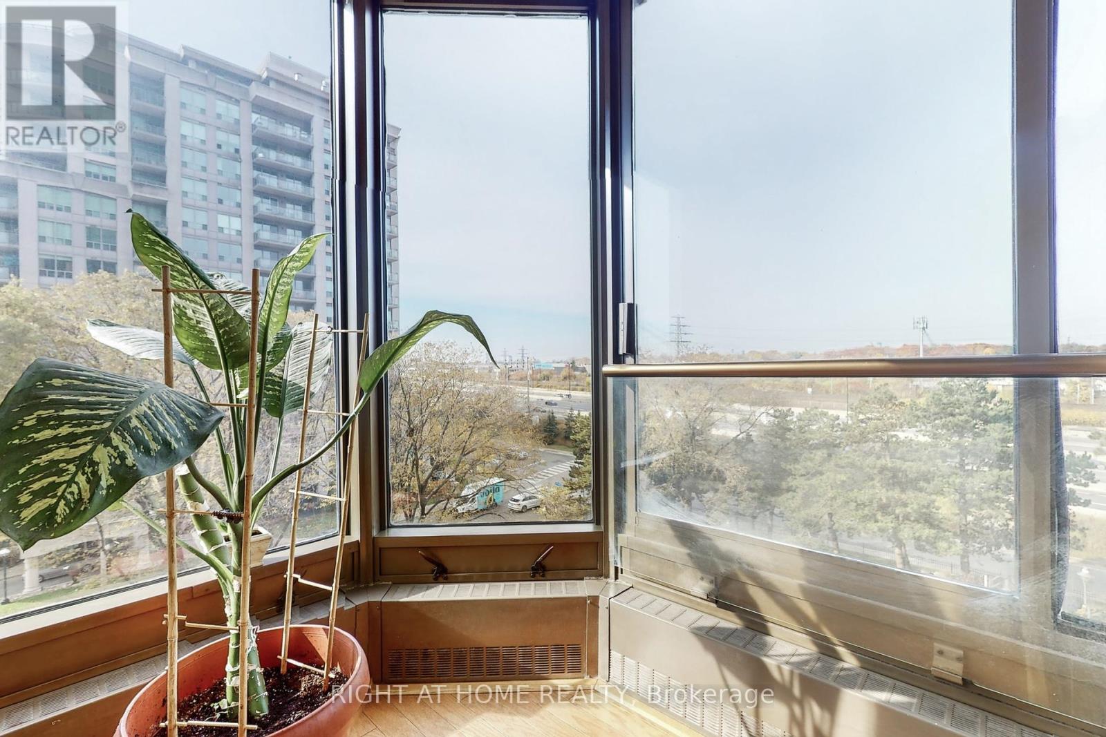 507 - 2045 Lake Shore Boulevard W, Toronto, Ontario  M8V 2Z6 - Photo 35 - W12257690