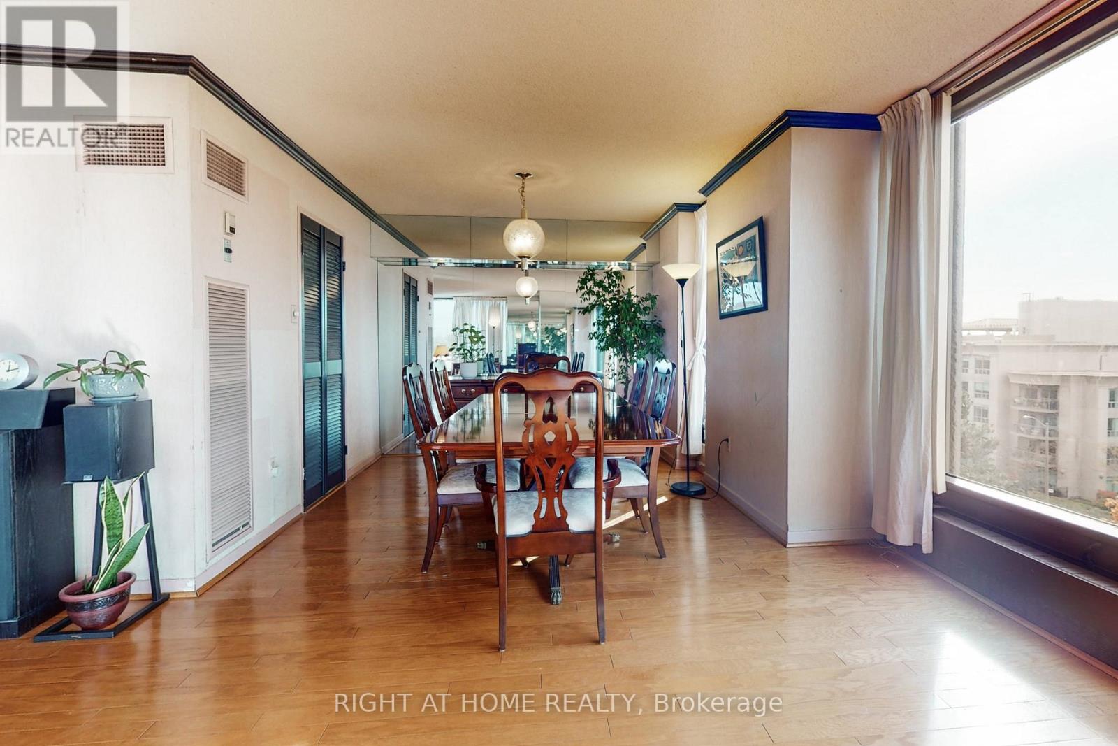 507 - 2045 Lake Shore Boulevard W, Toronto, Ontario  M8V 2Z6 - Photo 37 - W12257690