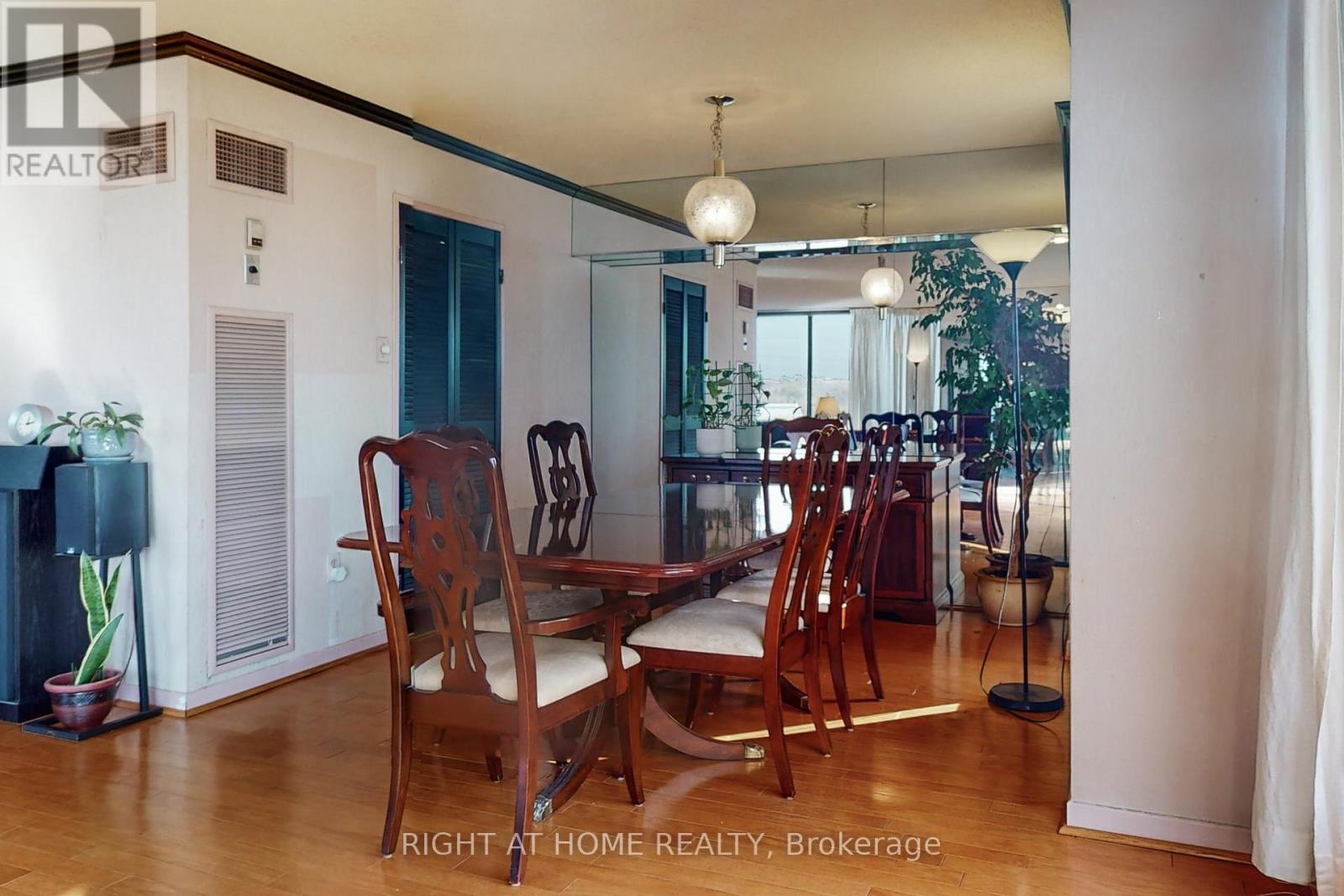 507 - 2045 Lake Shore Boulevard W, Toronto, Ontario  M8V 2Z6 - Photo 38 - W12257690