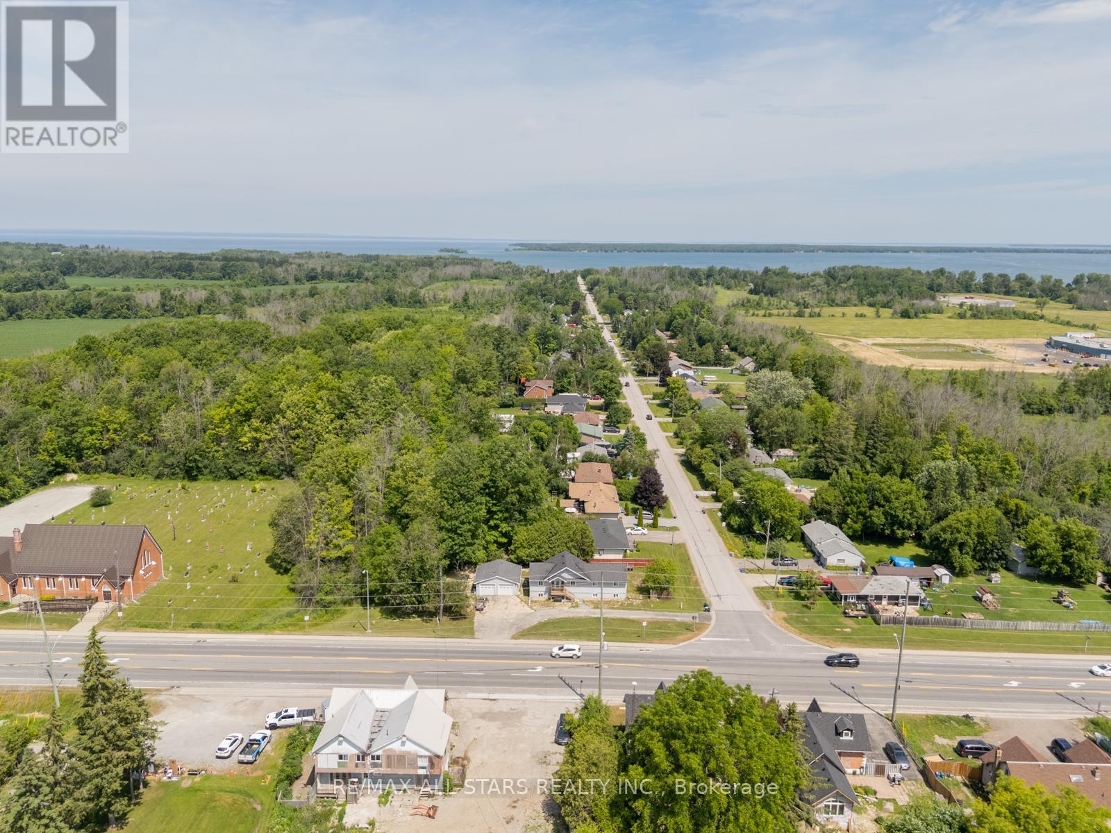 28099 Highway 48, Georgina, Ontario  L0E 1N0 - Photo 27 - N12252142