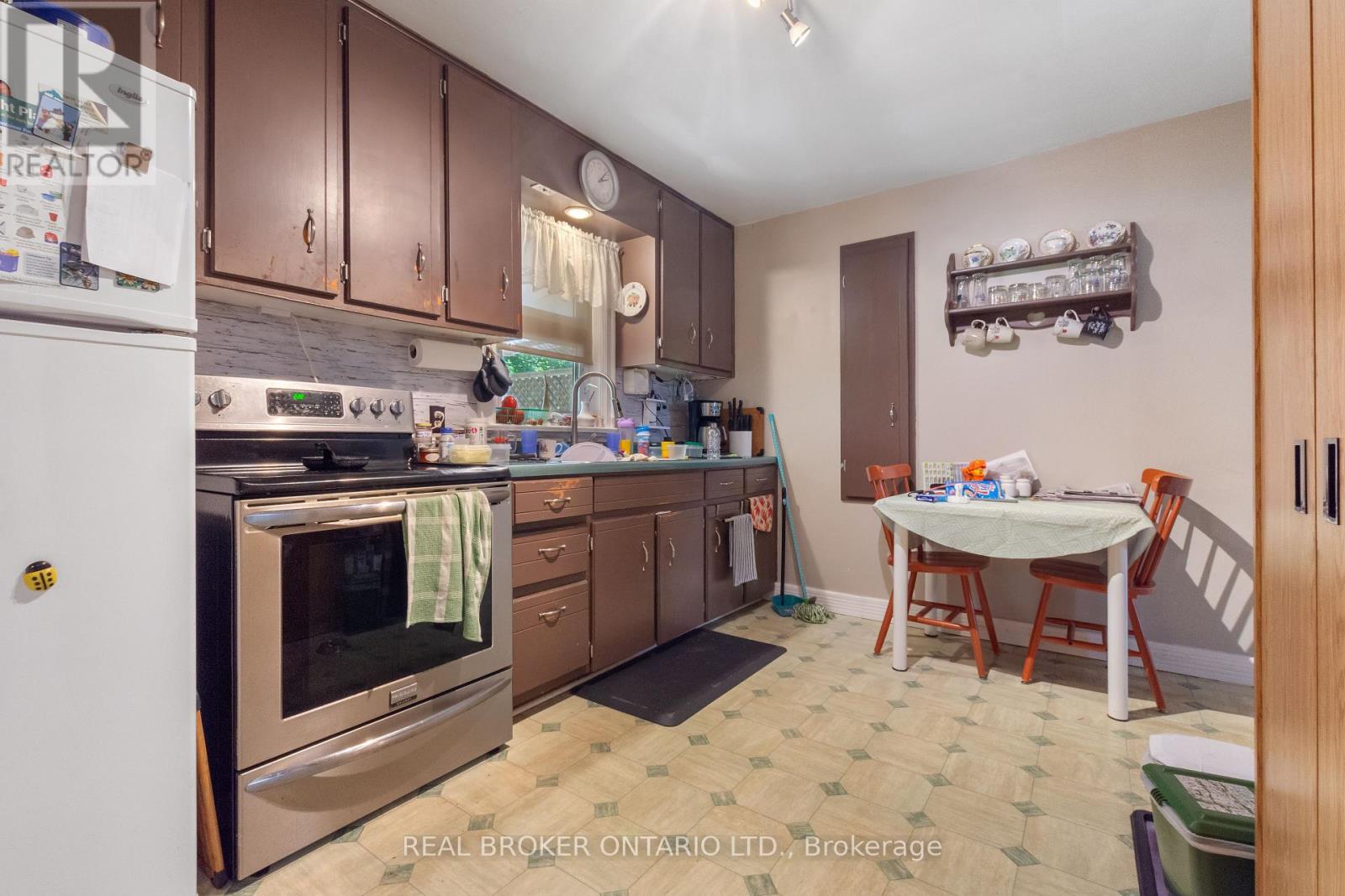1247 Old 8 Highway, Hamilton, Ontario  L0R 1Z0 - Photo 15 - X12257673