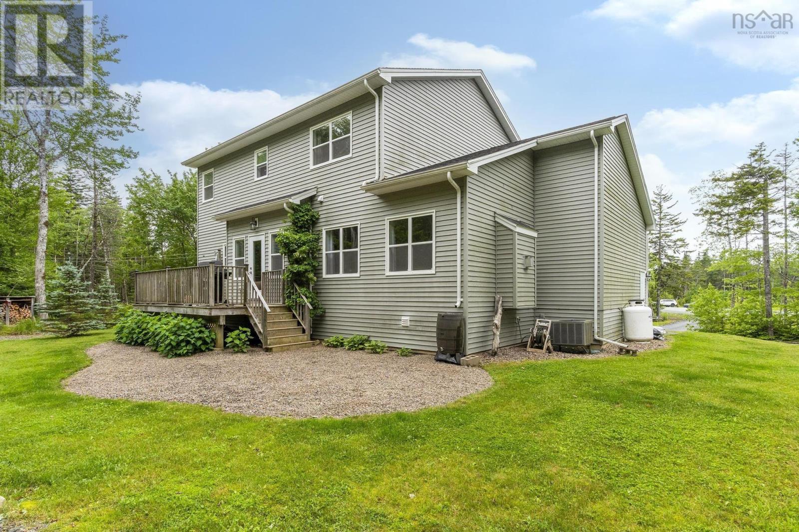 Property at 29 Alaa Court image 3