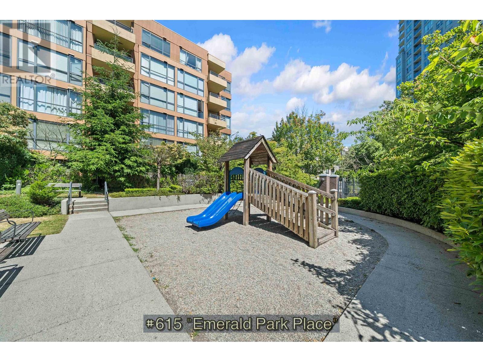 615 3588 VANNESS AVENUE, vancouver, British Columbia V5R6E9