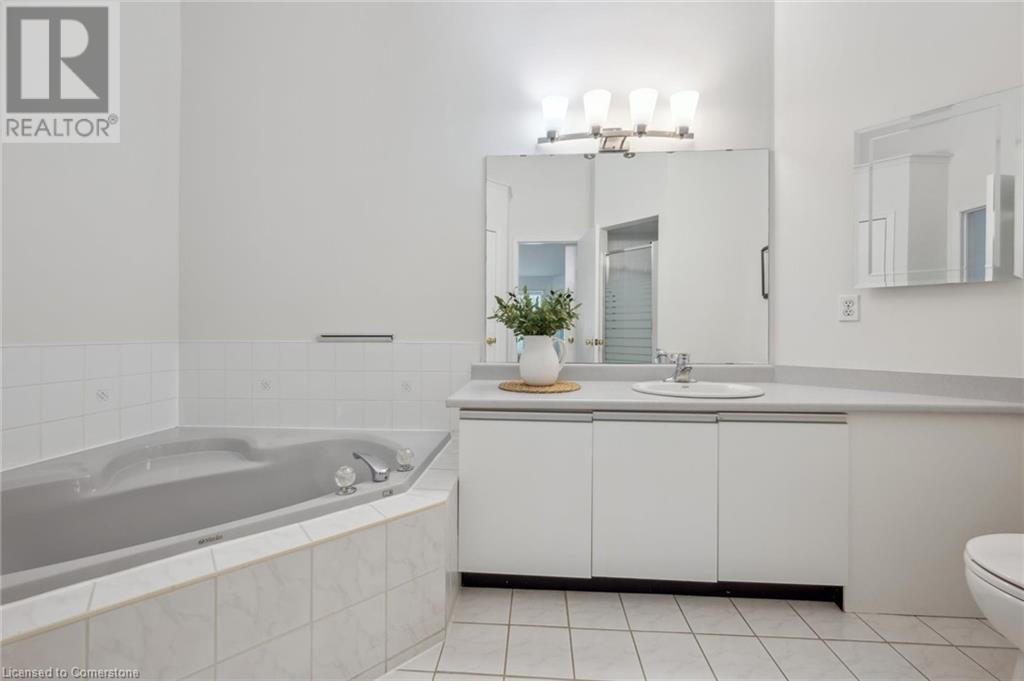 1240 Westview Terrace Unit# 58, Oakville, Ontario  L6M 3M3 - Photo 17 - 40747256