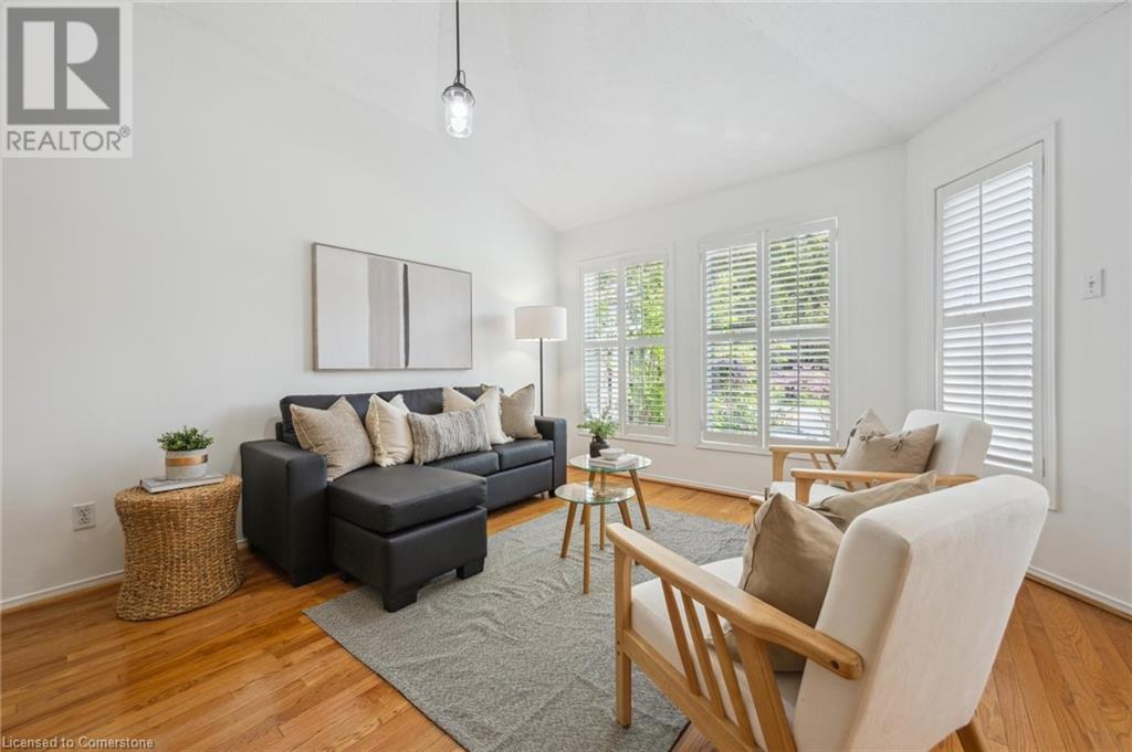 Property at 1240 WESTVIEW Terrace Unit# 58 image 5