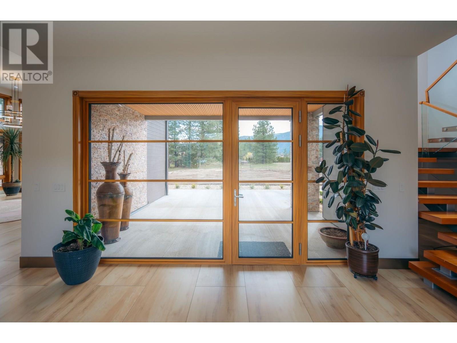 2465 Coalchute Road, Grand Forks, British Columbia  V0H 1H2 - Photo 11 - 2479693