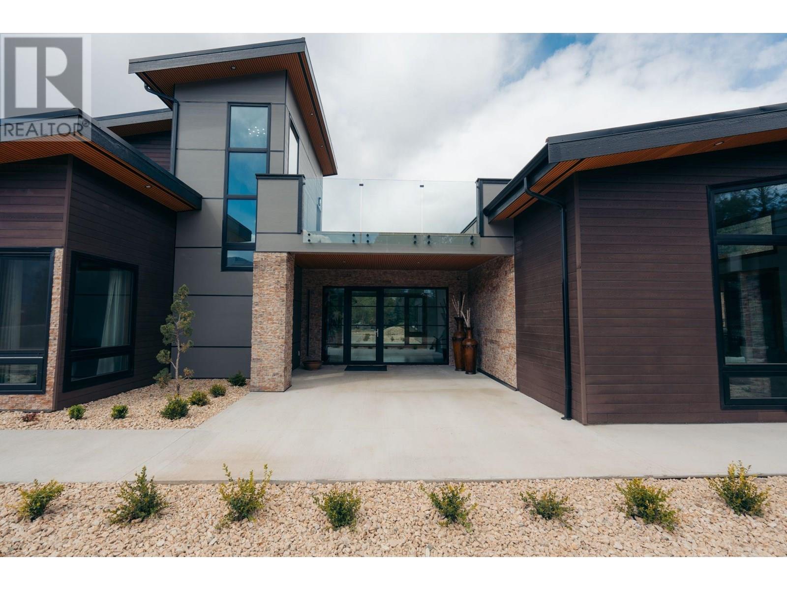 2465 Coalchute Road, Grand Forks, British Columbia  V0H 1H2 - Photo 10 - 2479693