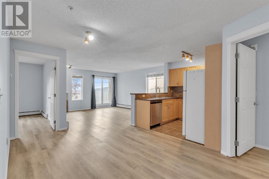 Property at 6101, 70 Panamount Drive NW image 5