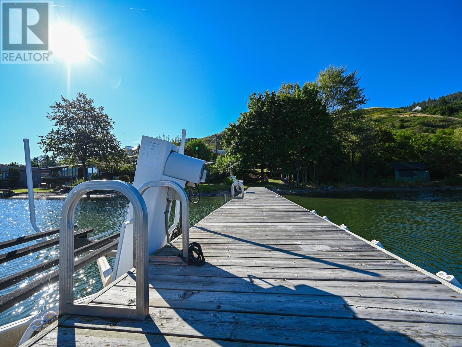 7998 Okanagan Landing Road, vernon, British Columbia V1H1J4