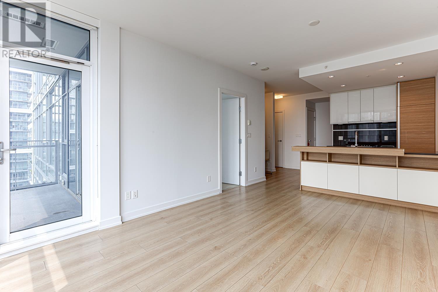 1710 4688 Kingsway, Burnaby, British Columbia  V5H 0E9 - Photo 3 - R3021212