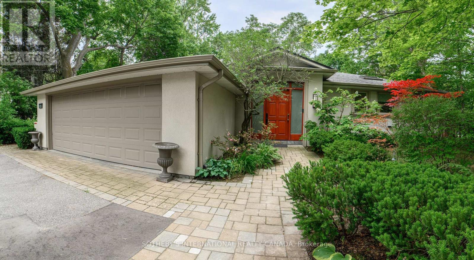 Property at 105 ROXBOROUGH DRIVE image 1